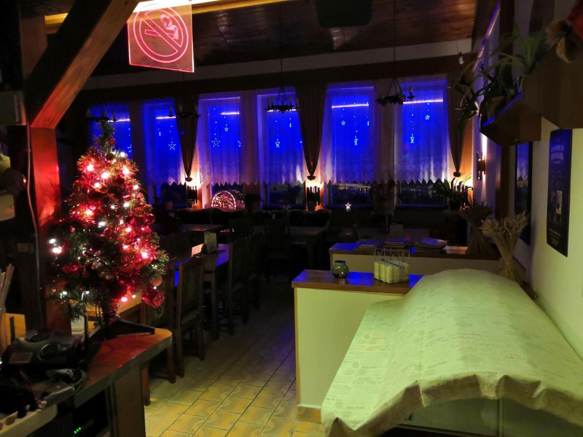 Rodinny "Hotel U Mustku" Desná Extérieur photo
