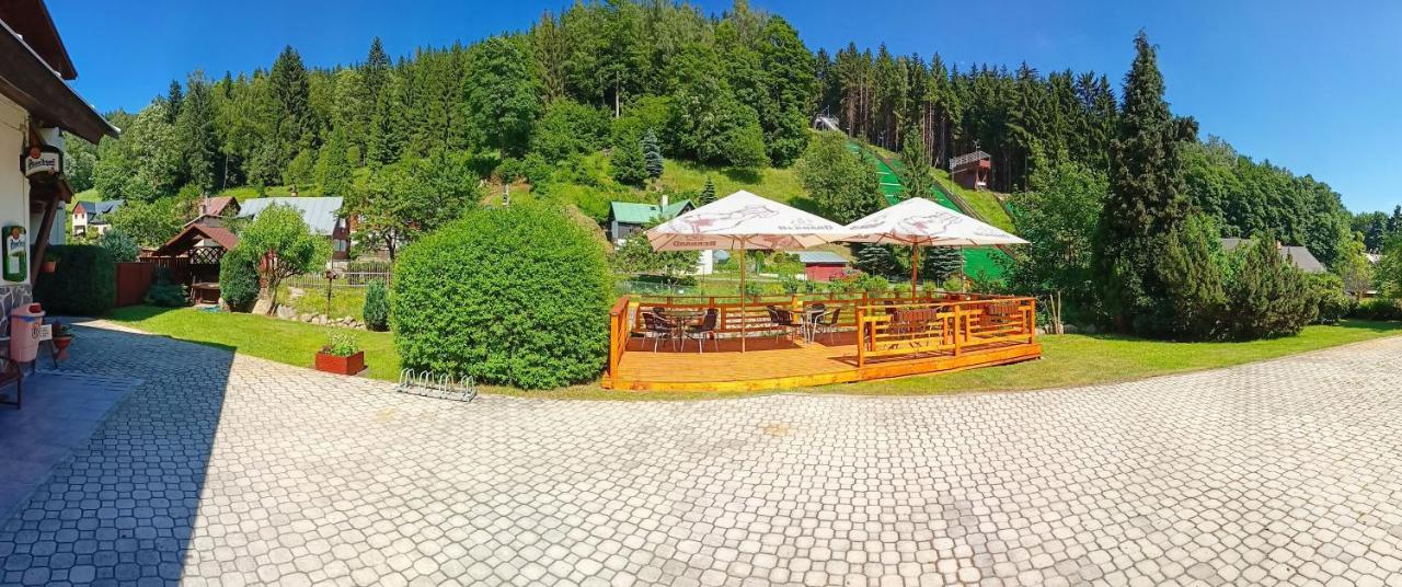 Rodinny "Hotel U Mustku" Desná Extérieur photo