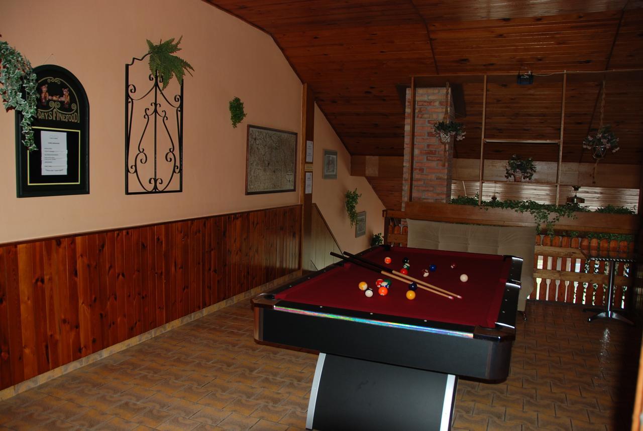 Rodinny "Hotel U Mustku" Desná Extérieur photo